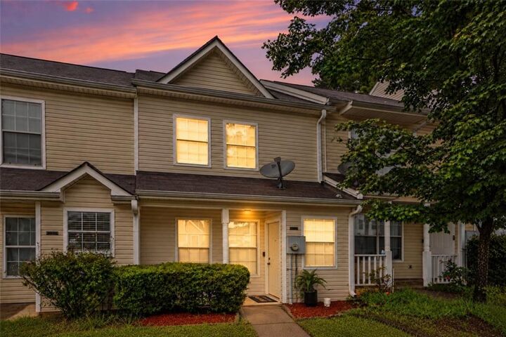 Property Photo:  5955 Sherwood Trace  GA 30038 