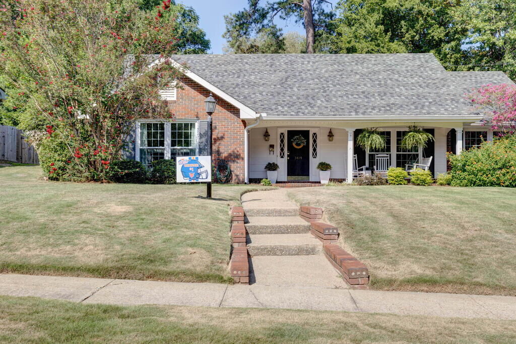 Property Photo:  3419 Cambridge Drive  GA 31906 