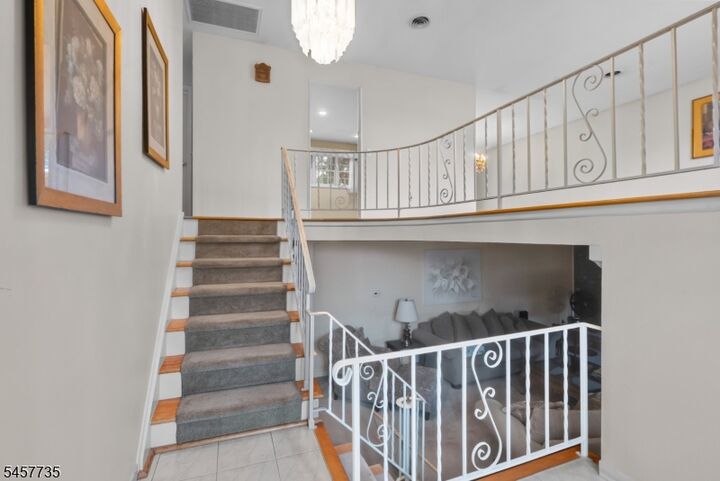 Property Photo:  2 Tanglewood Dr  NJ 07936 