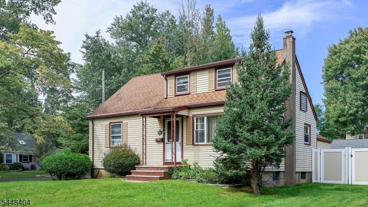 Property Photo: 212 Stoughton Ave NJ 07016