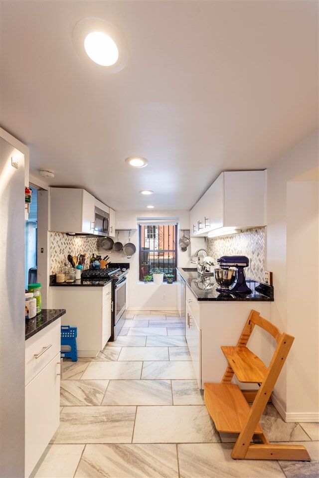 Property Photo: 280 5th St 1 NJ 07302