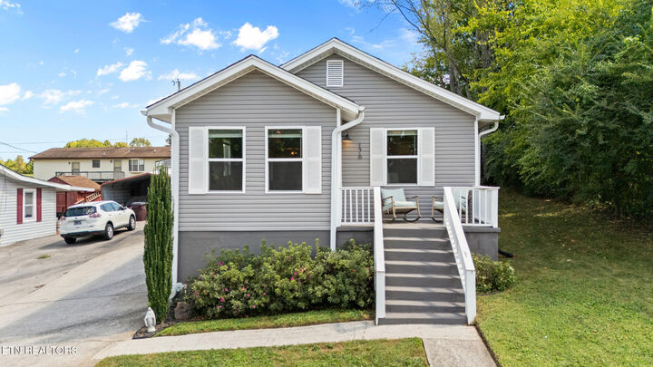 Property Photo:  176 E Edison St  TN 37701 