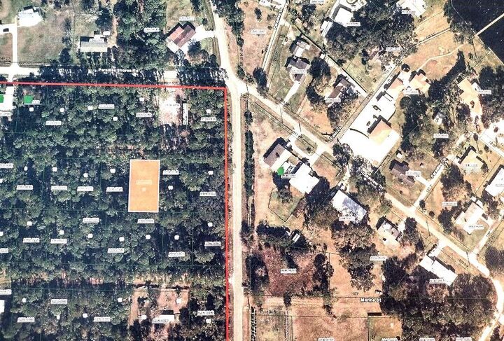 Property Photo:  105 Hanselman Avenue  FL 32112 