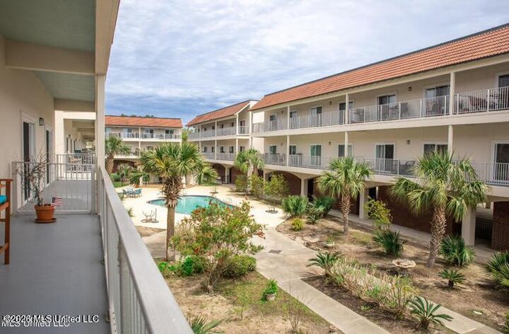 Property Photo:  1453 E Beach Boulevard  MS 39571 