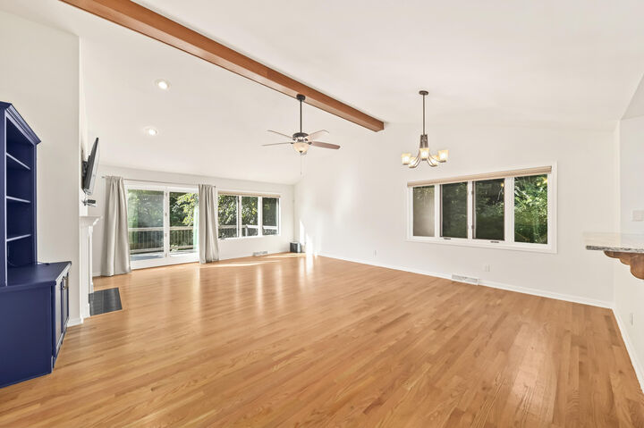 Property Photo: 1741 Cherokee Rd WI 53024