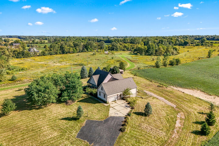 Property Photo:  3663 S Pittsford Road  MI 49271 