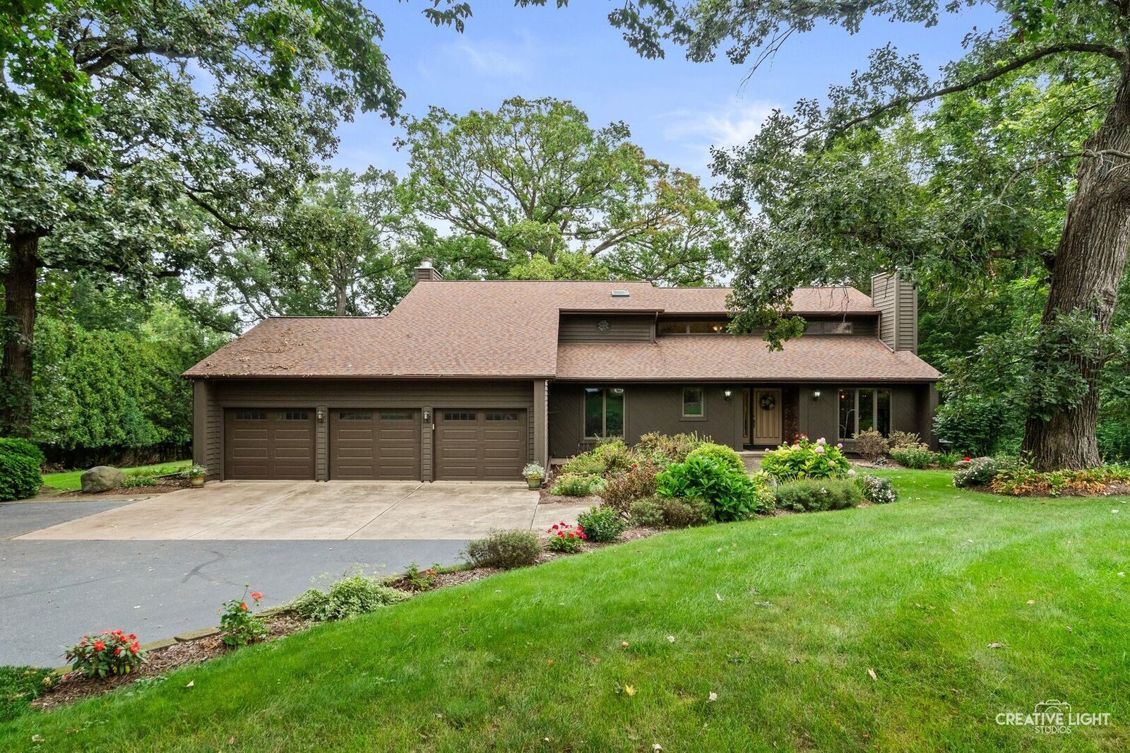 Property Photo: 5425 Route 71 IL 60543