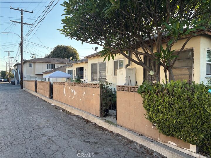 Property Photo:  5340 Dewar Avenue  CA 90022 