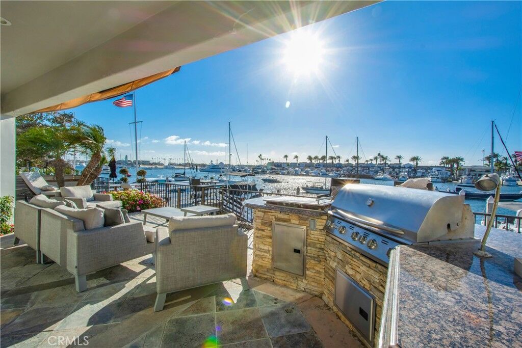 Property Photo: 323 Via Lido Soud CA 92663
