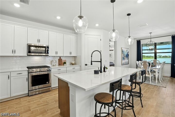 Property Photo: 18282 Parksville Drive FL 33928