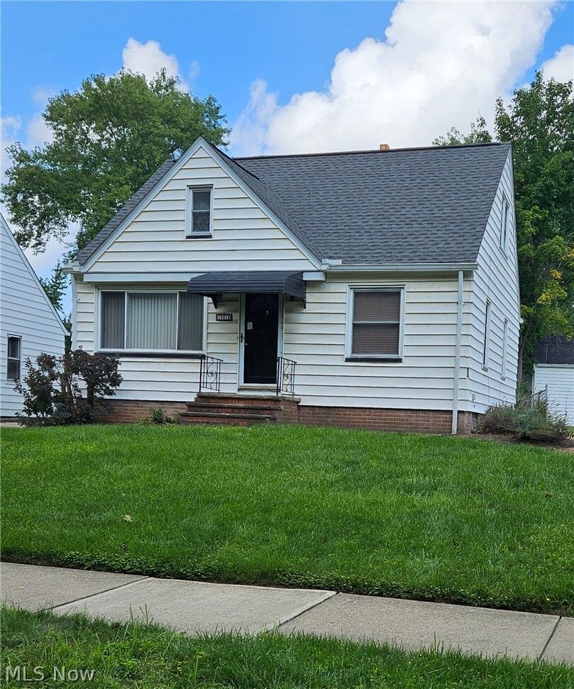 Property Photo: 19919 Maple Heights Boulevard OH 44137