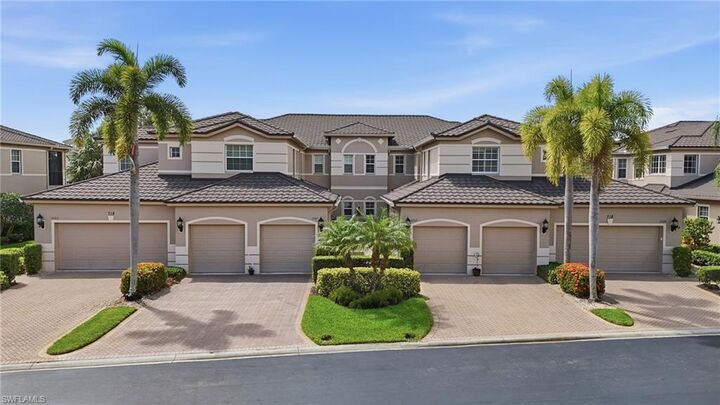 Property Photo:  718 Regency Reserve Cir 3104  FL 34119 