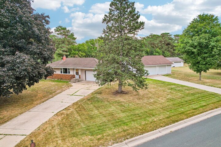 Property Photo: 2804 Beam Lane MN 55121