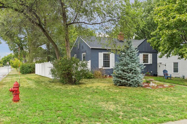 Property Photo:  3252 Dakota Avenue S  MN 55416 