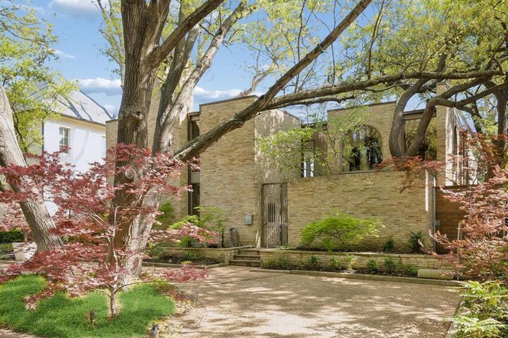 Property Photo:  3615 Dartmouth Avenue  TX 75205 