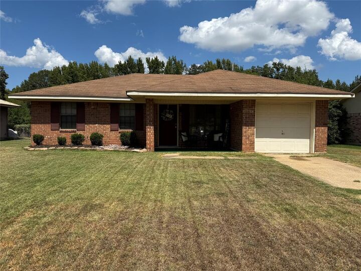 Property Photo:  4008 Bordeaux Drive  LA 71108 