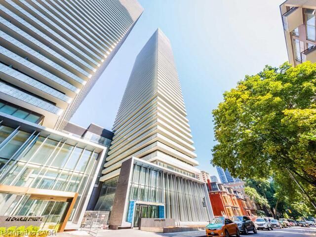 Property Photo:  33 Charles Street E 3007  ON M4Y 0A2 