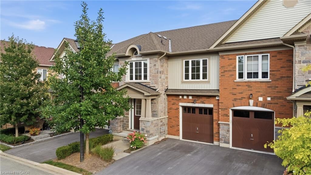 Property Photo: 12 George Manor ON L0S 1J0