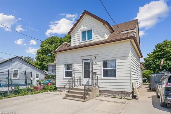 Property Photo:  26 Vine Street S  ON L2R 3X8 