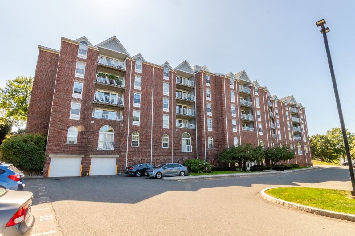 Property Photo:  100 Boatswains Way 308  MA 02150 