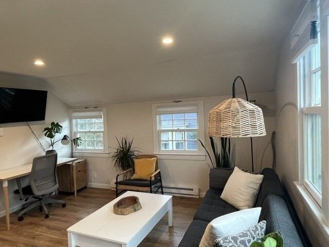 Property Photo:  6 Railroad Avenue B  MA 01966 