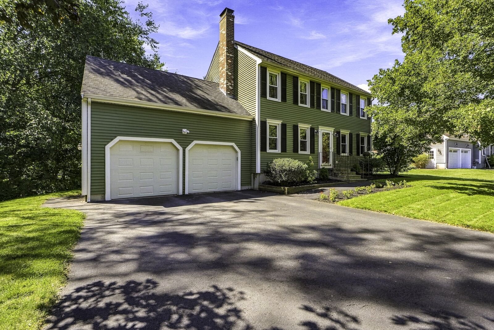 Property Photo:  4 Florence Cir  MA 01568 