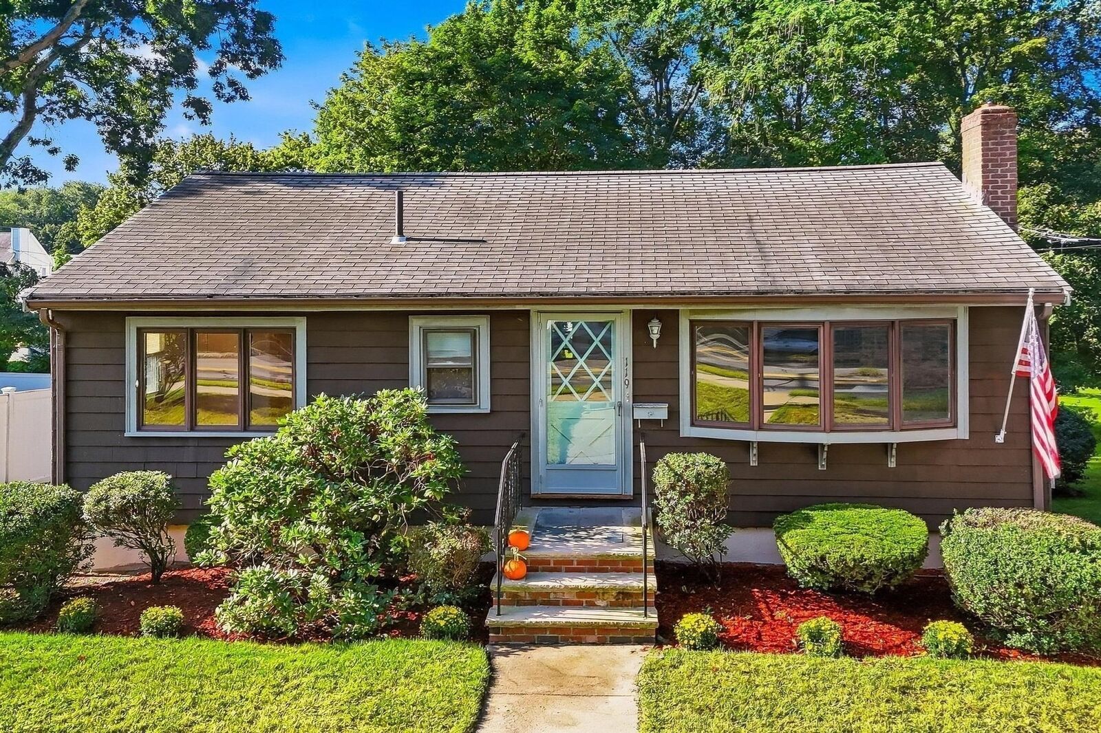 Property Photo:  119 School Street  MA 01801 