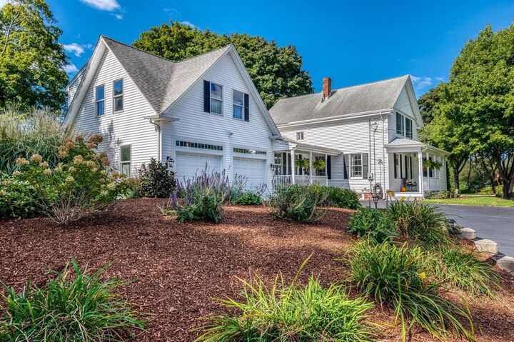 Property Photo:  116 North Avenue  MA 02703 