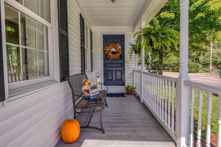 Property Photo:  116 North Avenue  MA 02703 