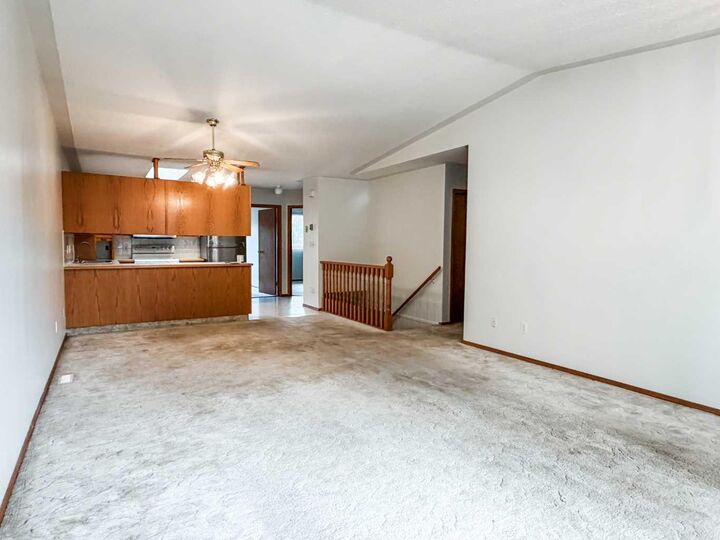 Property Photo:  4815B 47 Street  AB T0C 2L2 