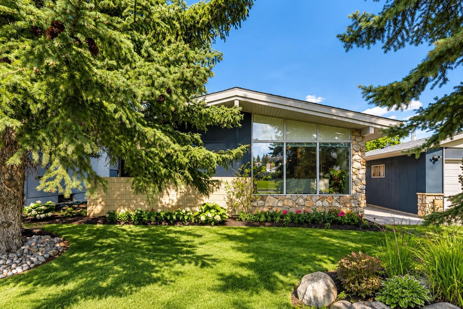 Property Photo:  6316 Crowchild Trail SW  AB T3E 5R5 
