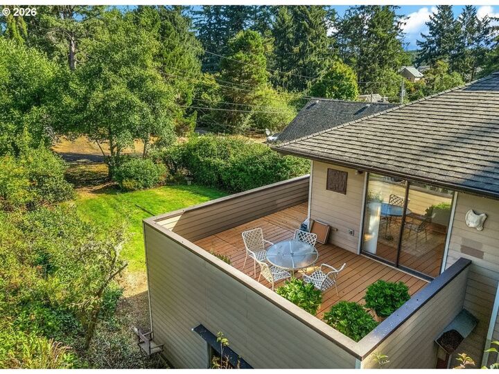Property Photo: 701 5th Ave OR 97138
