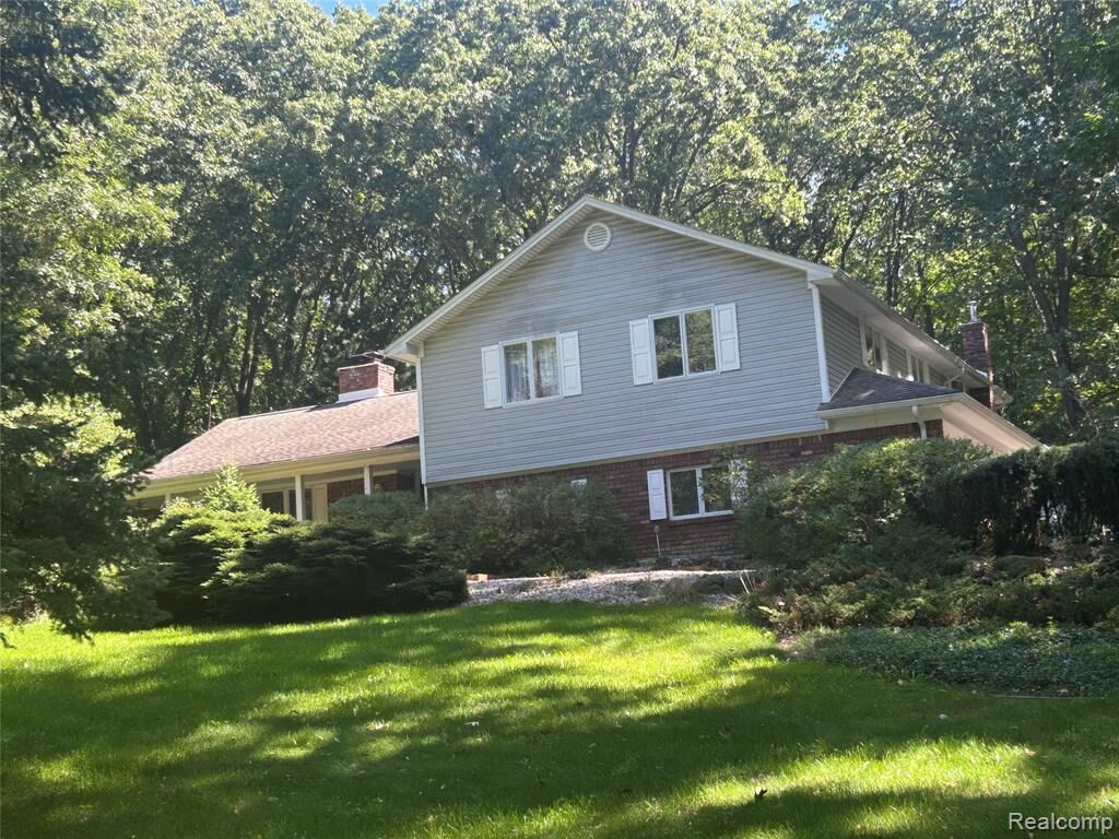 Property Photo: 1175 Duck Creek Lane MI 48462