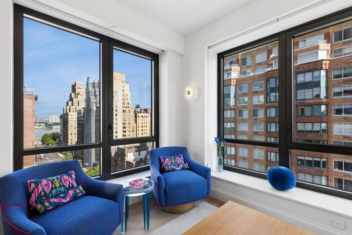 Property Photo:  214 W 72nd Street 12  NY 10023 
