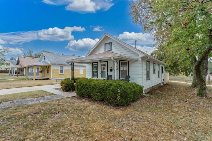 Property Photo: 502 N Logan St KS 67114
