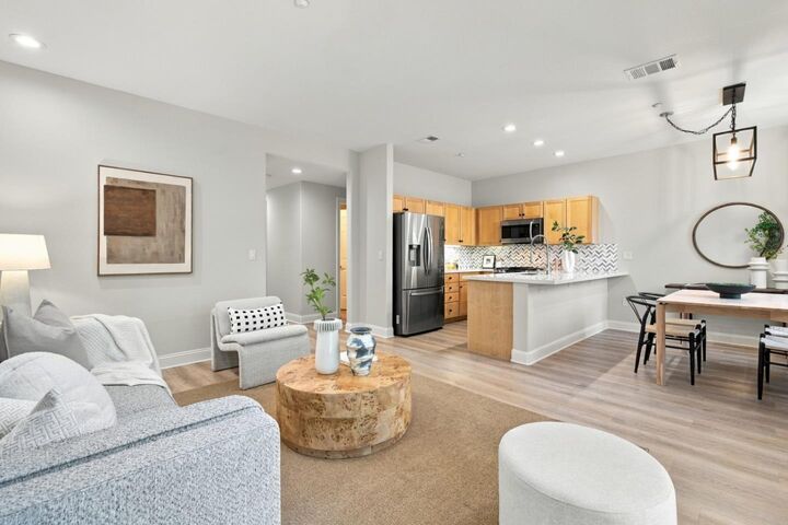 Property Photo:  1913 Vida Court  CA 94043 