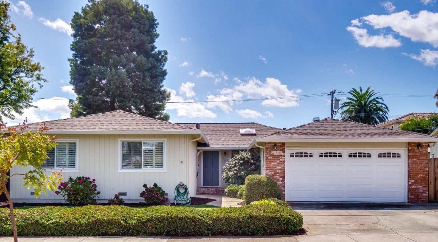 Property Photo:  20658 Shelly Drive  CA 95014 