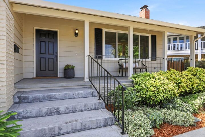 Property Photo: 880 Lansdown Court CA 94087