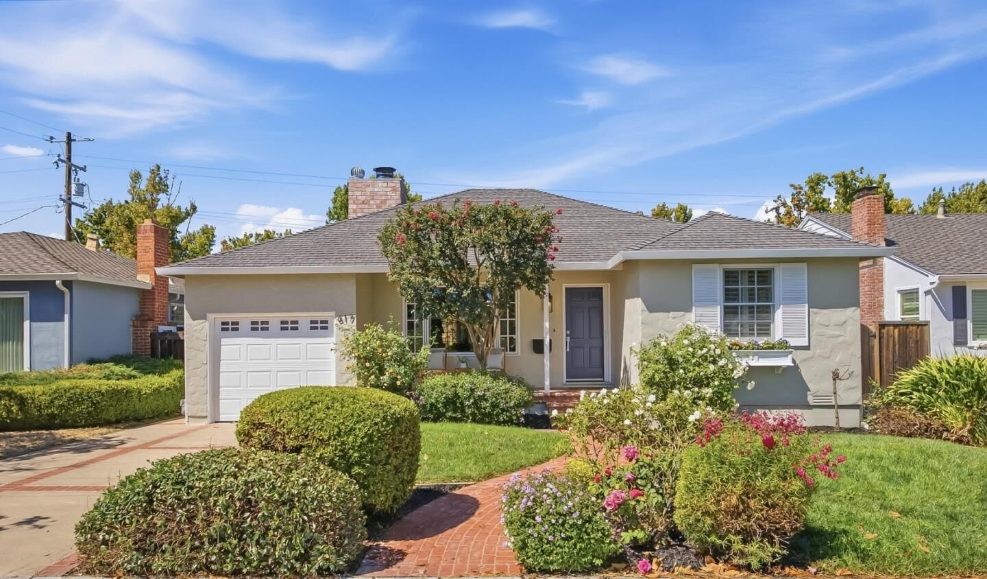 Property Photo:  617 Harrow Avenue  CA 94402 