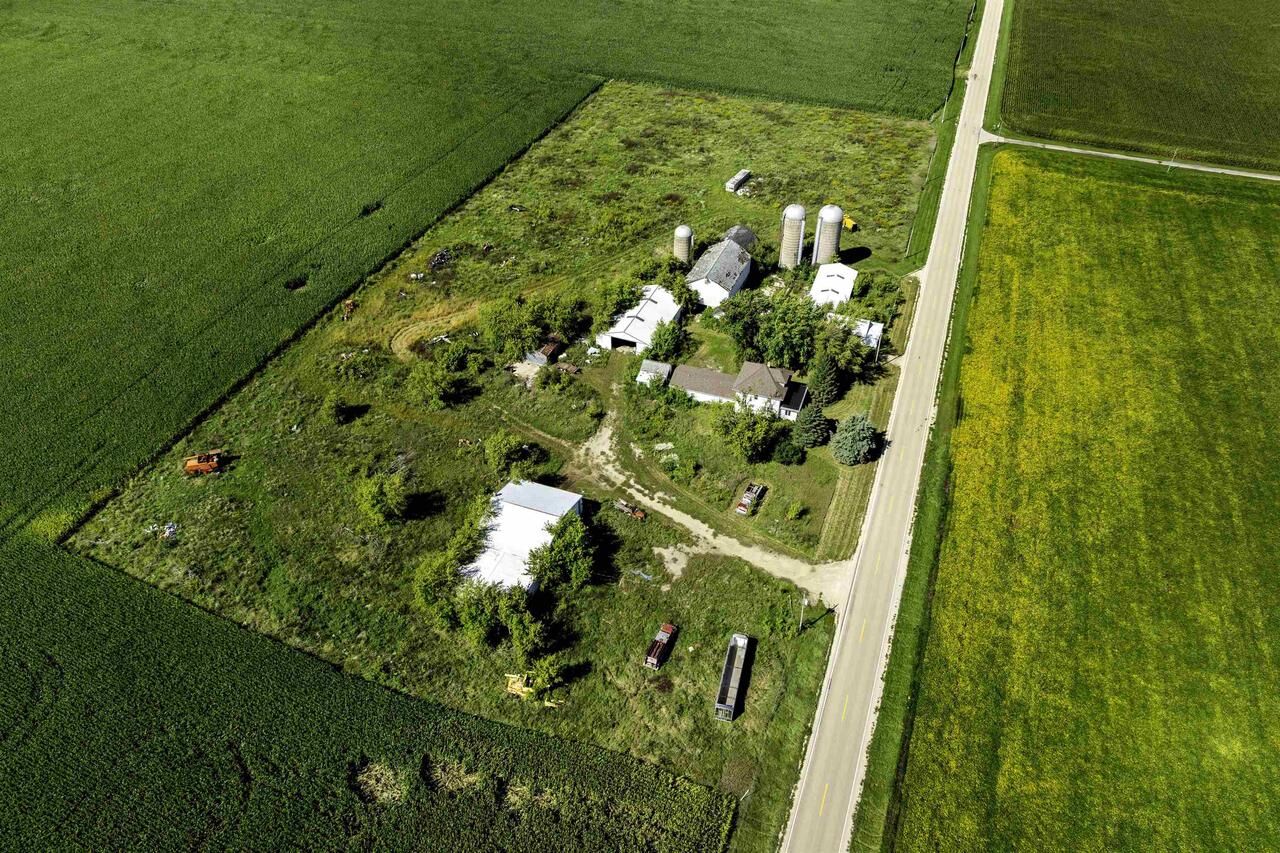 Property Photo: N1015 County Road Q WI 53946