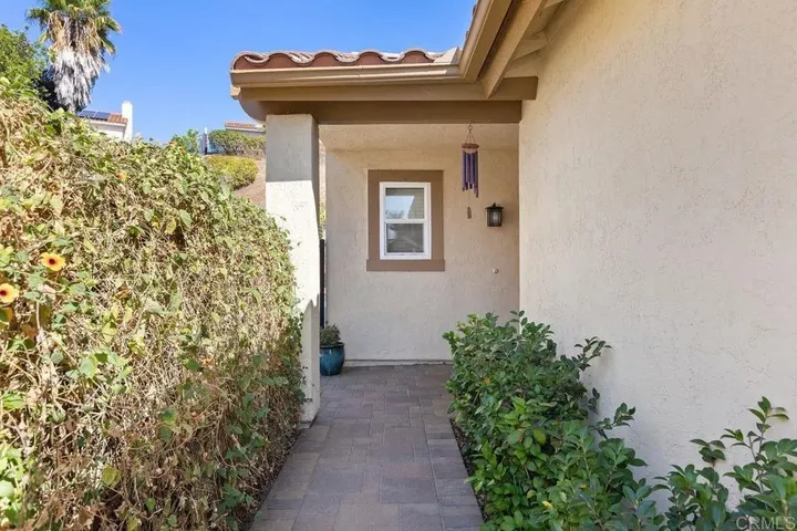Property Photo: 11038 Twin Pond CA 92128