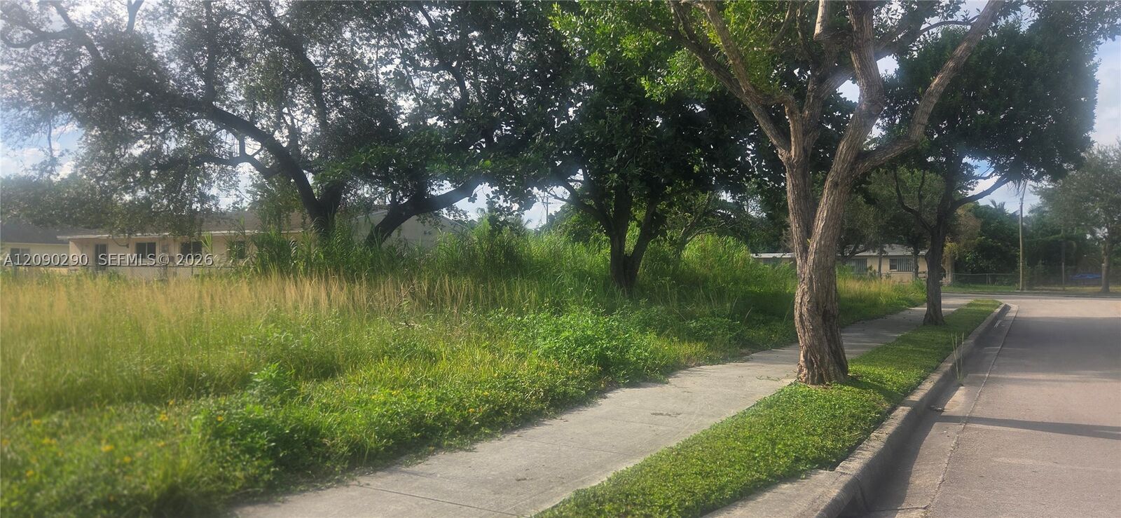 Property Photo:  272 SW 143 Ct  FL 33032 