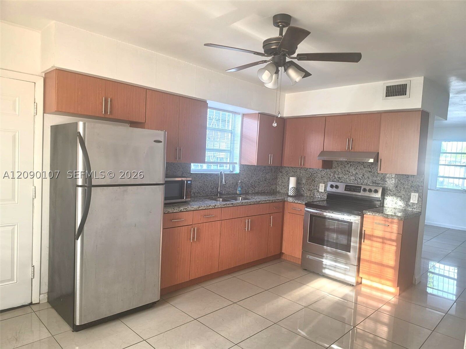 Property Photo:  84 NW 75th Ave 1  FL 33126 
