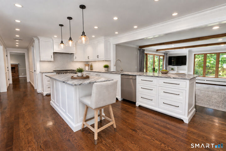 Property Photo:  23 Hildurcrest Drive  CT 06070 