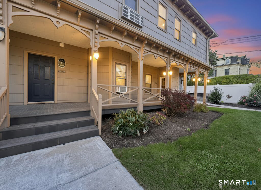 Property Photo: 1 Arch Street 3 CT 06850