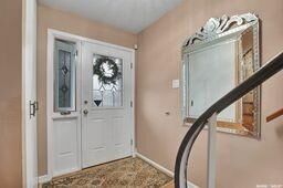 Property Photo:  2429 Cumberland Avenue S  SK S7J 1Z8 