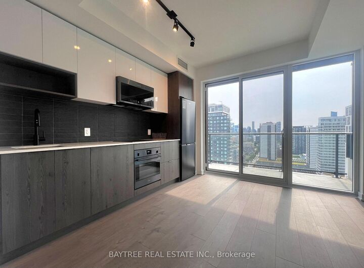 Property Photo:  5 Defries Street 1607  ON M5A 3R4 