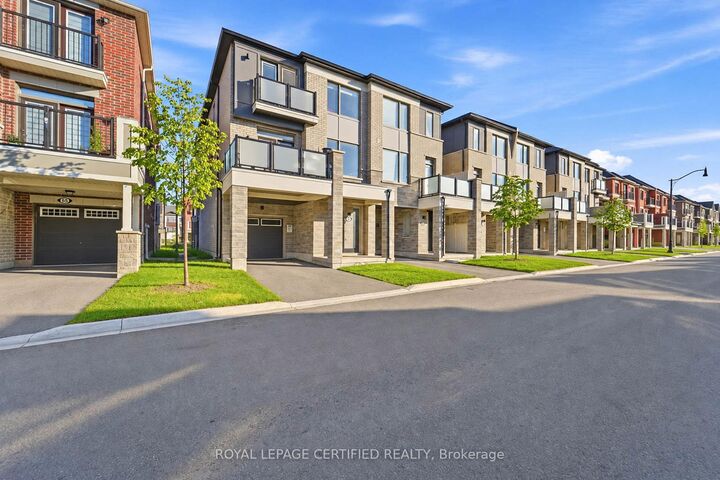 Property Photo:  57 Keppel Circle  ON L7A 5K9 
