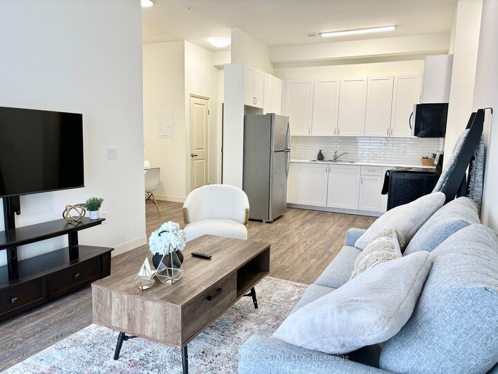 Property Photo:  135 Station Street 523  ON K8N 2S9 