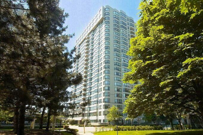 Property Photo:  1 Aberfoyle Crescent 2112  ON M8X 2X8 